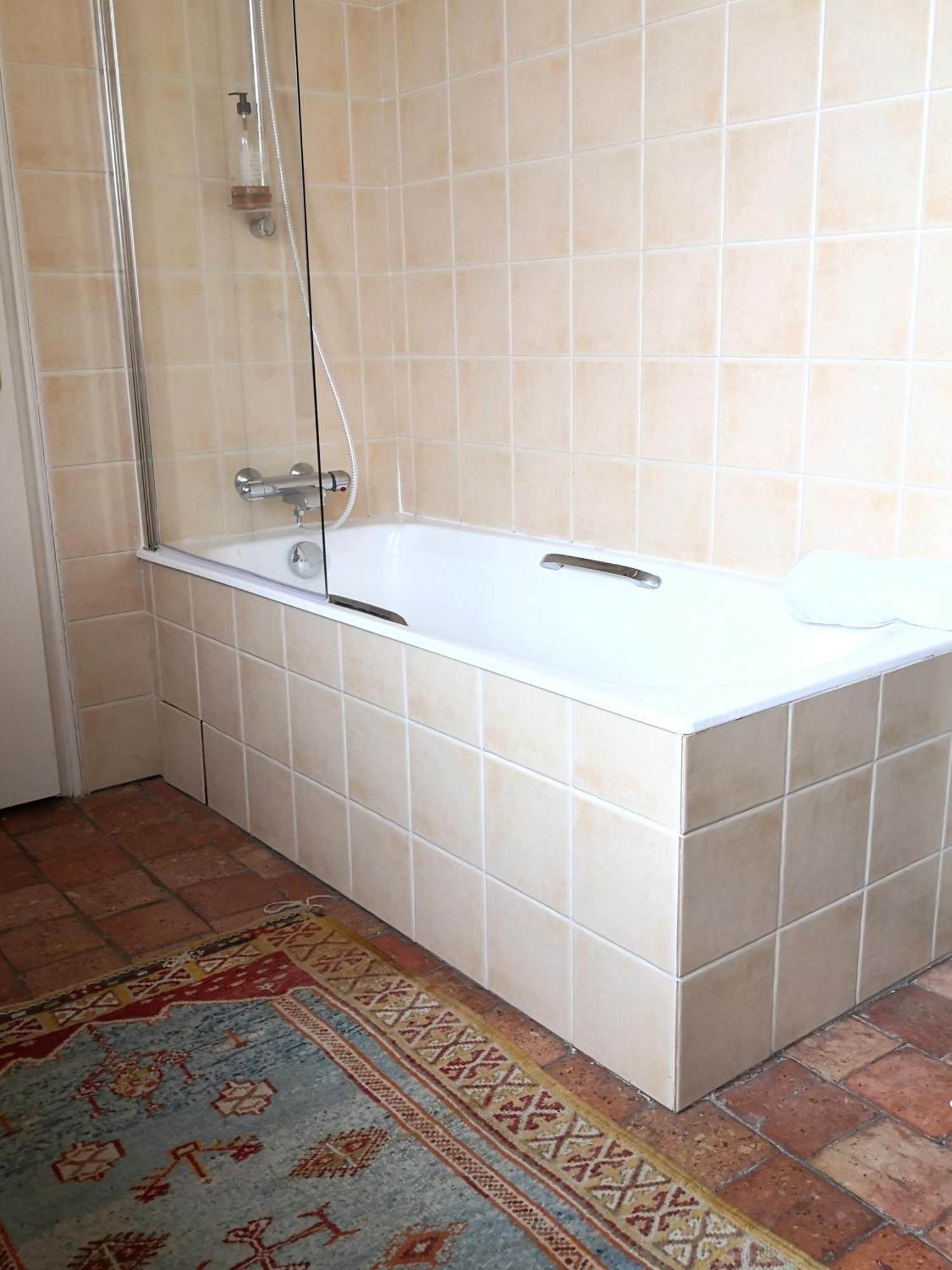 Le Nid De Dany Bed & Breakfast Cosne-Cours-Sur-Loire Bagian luar foto